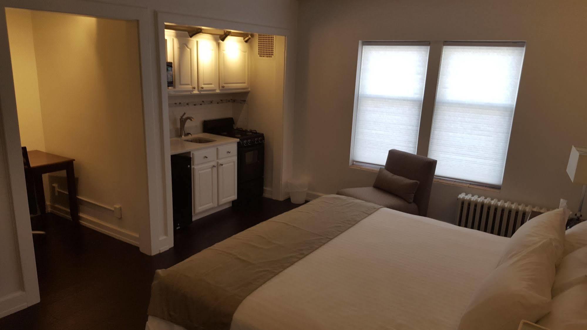 Hotel Knickerbocker On The Lake 3*